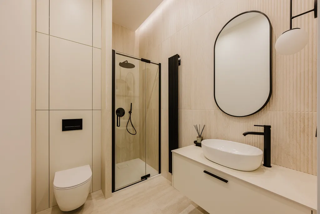 Frame from a compact apartment with oak veneer