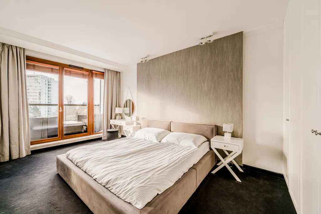 Frame from an apartment with timber windows