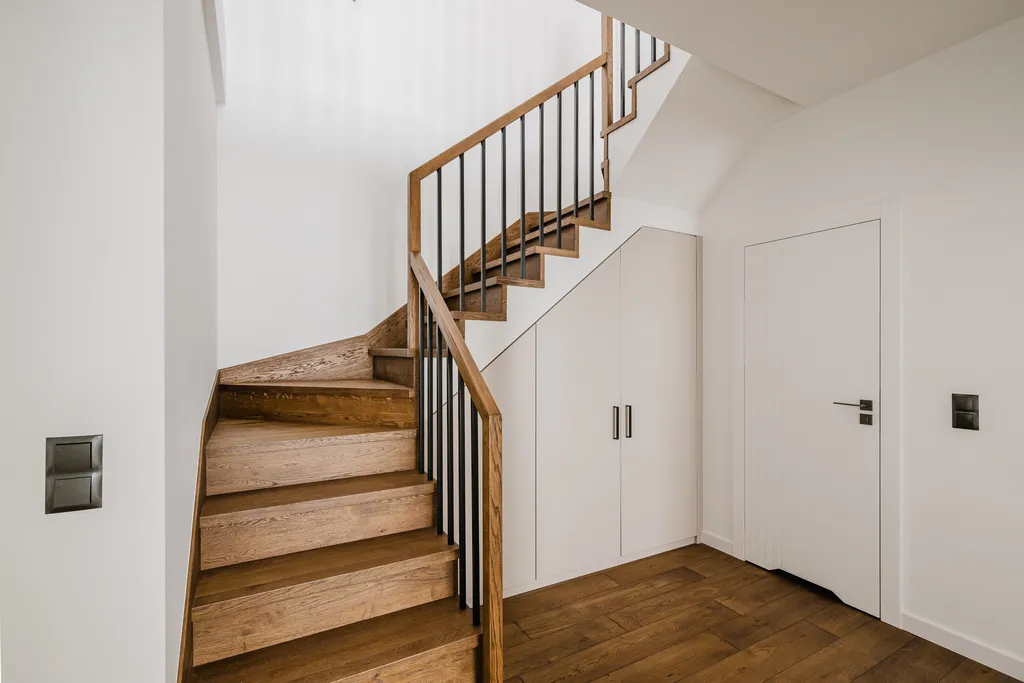 Frame from a duplex in oak and black