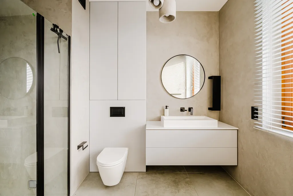 Frame from an apartment with timber windows
